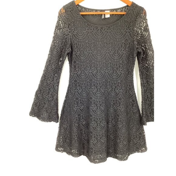 H&M Divided Women's Black 10 Lace Overlay Bell Sleeve Mini Dress - Picture 4 of 8